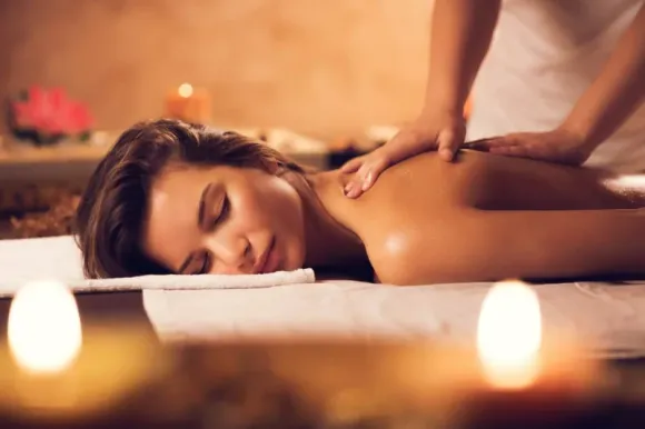 MASSAGE BODY NỮ TẠI NHÀ: GIẢI PHÁP AN TOÀN, RIÊNG TƯ, TẬN TÂM