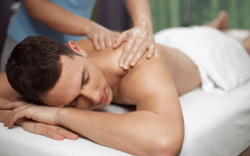 massage tại nh&agrave; Ba Đ&igrave;nh trọn g&oacute;i
