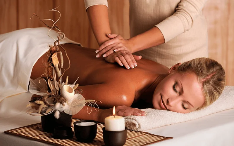 Massage tại nh&agrave; Cầu Giấy chuy&ecirc;n nghiệp