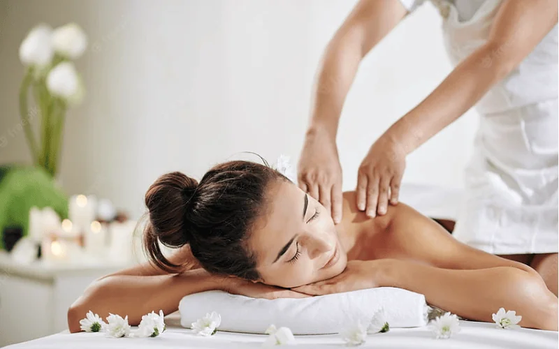 massage tại nh&agrave; Đống Đa gi&aacute; trọn g&oacute;i